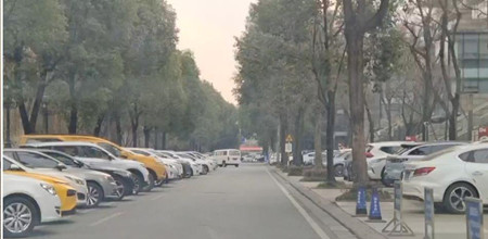 大型園區(qū)內(nèi)部道路車輛亂停放，AI視頻監(jiān)控能否解決